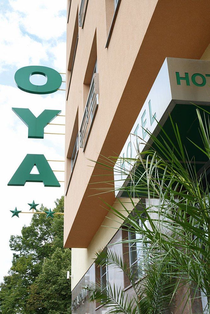 Hotel Oya ปราก ภายนอก รูปภาพ