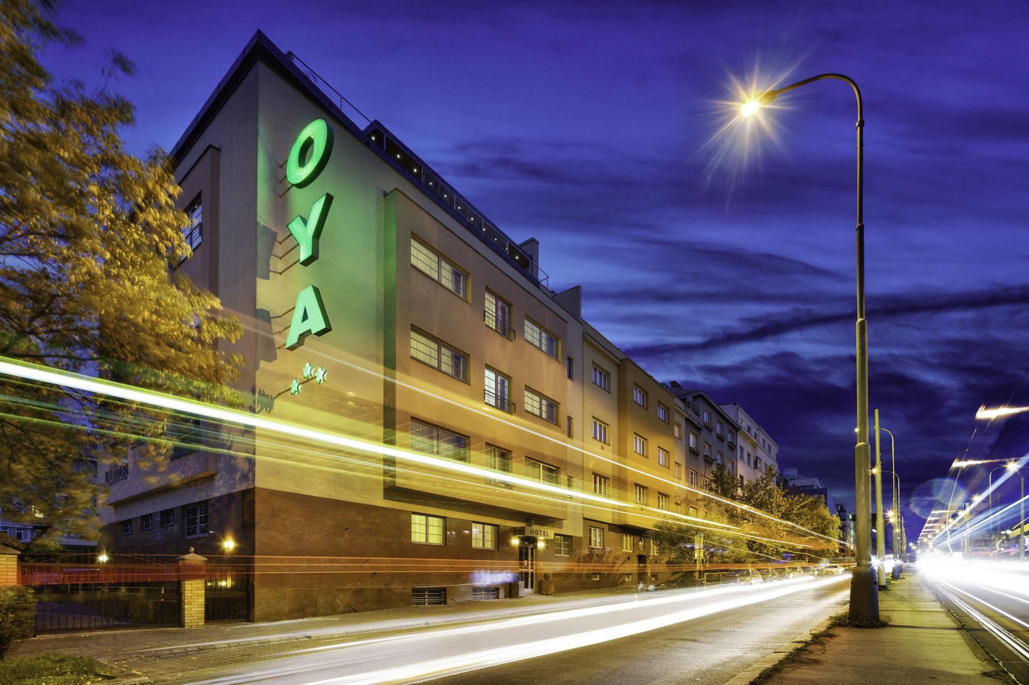 Hotel Oya ปราก ภายนอก รูปภาพ